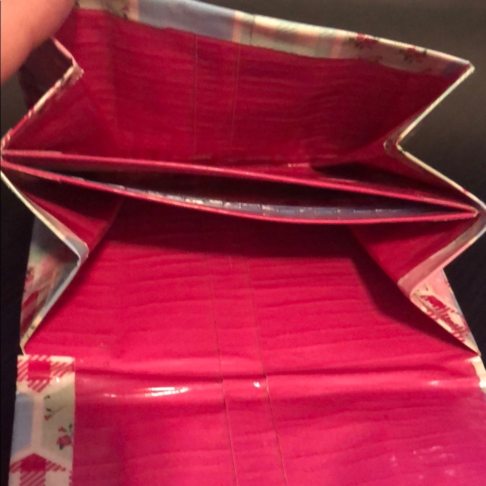 Duct tape accordion wallet